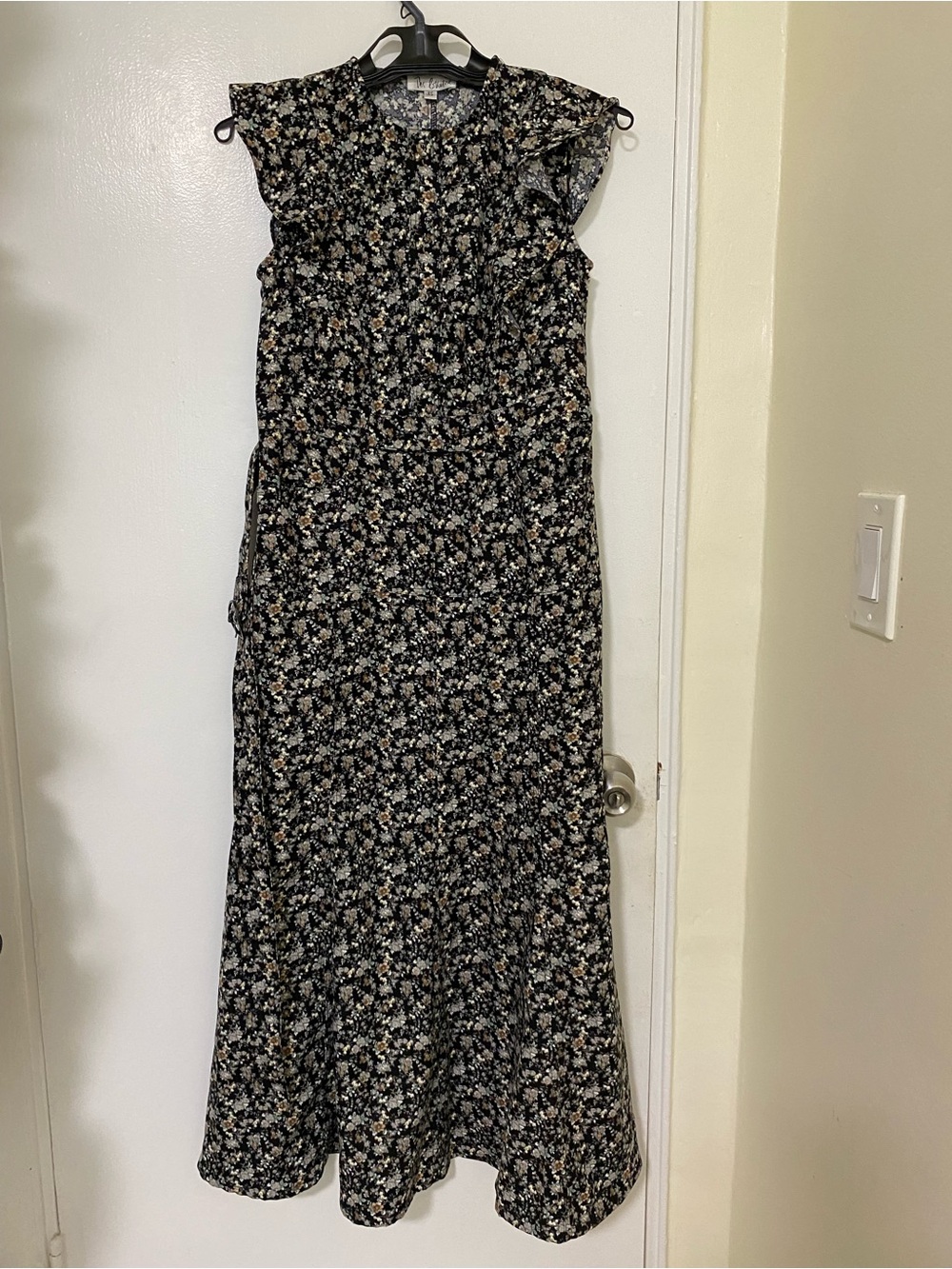 Floral Ruffle Sleeve Maxi Dress - Black Floral